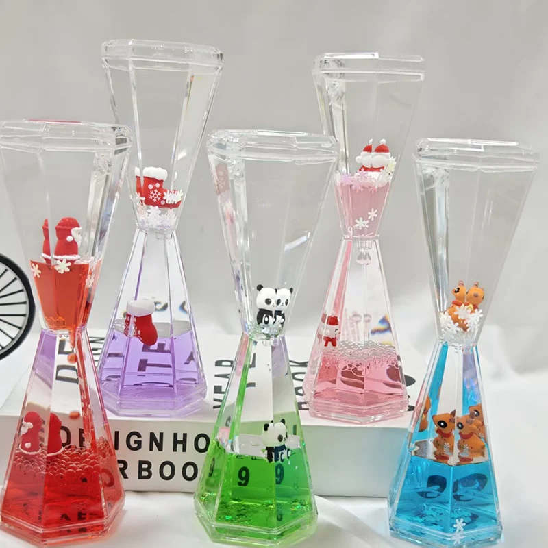 Quali materiali vengono utilizzati per il guscio esterno di un ornamento a goccia di olio liquido?