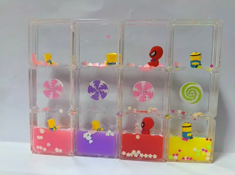 In che modo la produzione di articoli da regalo Yijiaxin mette in mostra la propria forza produttiva attraverso questa spedizione in massa di ornamenti acrilici personalizzati?